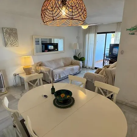 Apartment Relax En La Carihuela Tenis Y Parking Privado *