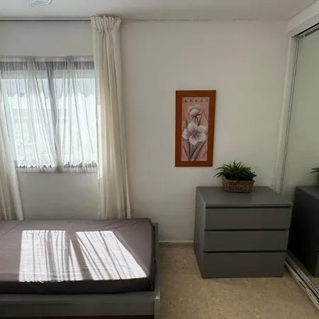 Relax En La Carihuela Tenis Y Parking Privado Apartmán *