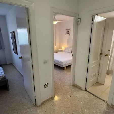 Relax En La Carihuela Tenis Y Parking Privado Apartmán *