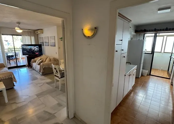 Apartment Relax En La Carihuela Tenis Y Parking Privado *